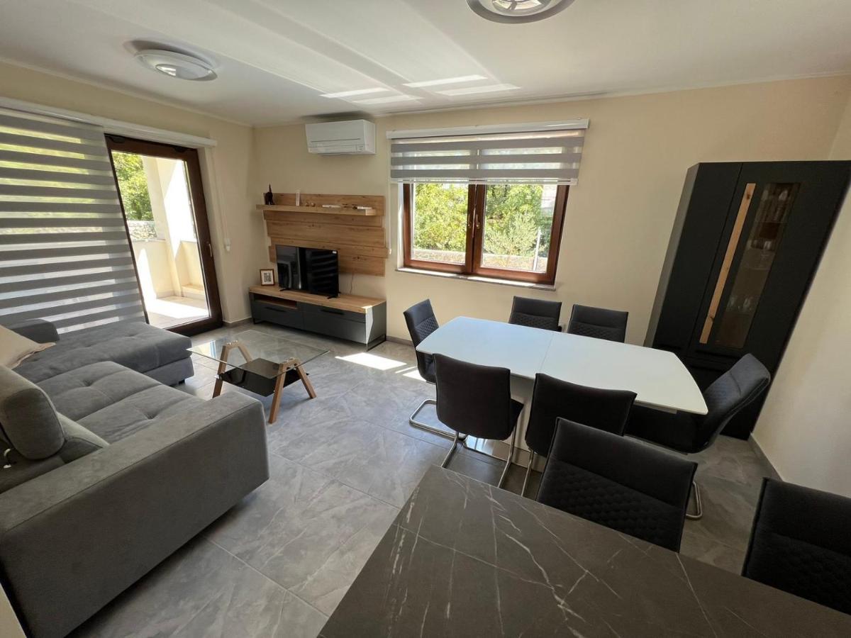 Apartman David Rijeka Eksteriør billede