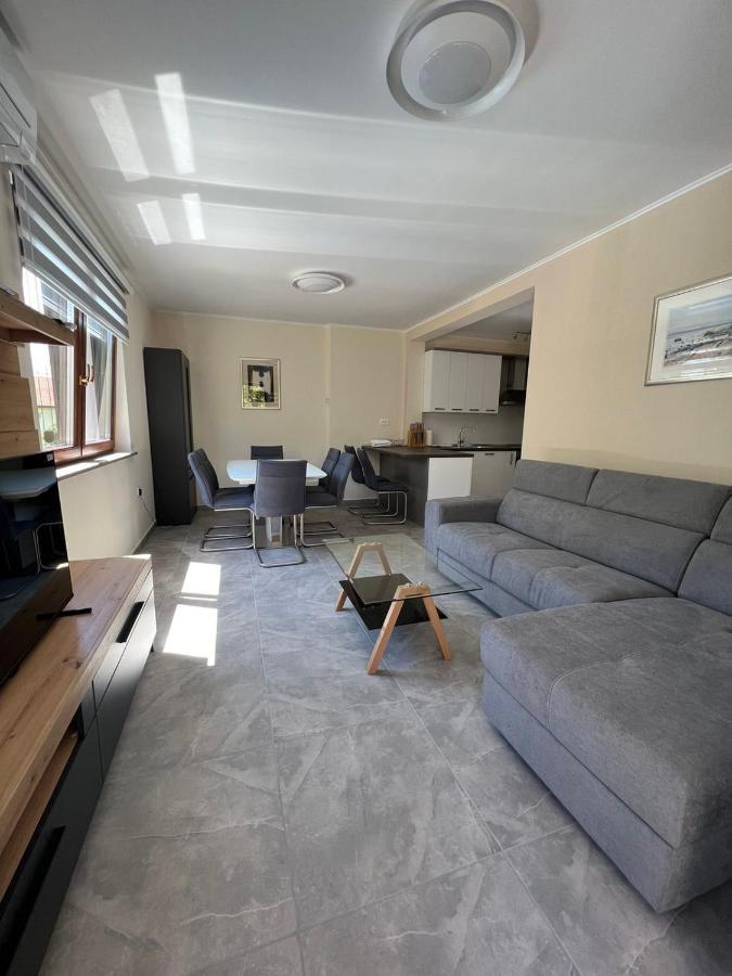 Apartman David Rijeka Eksteriør billede
