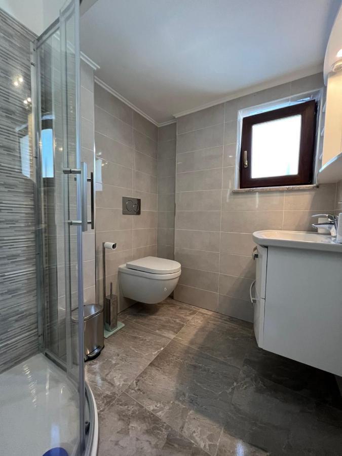 Apartman David Rijeka Eksteriør billede